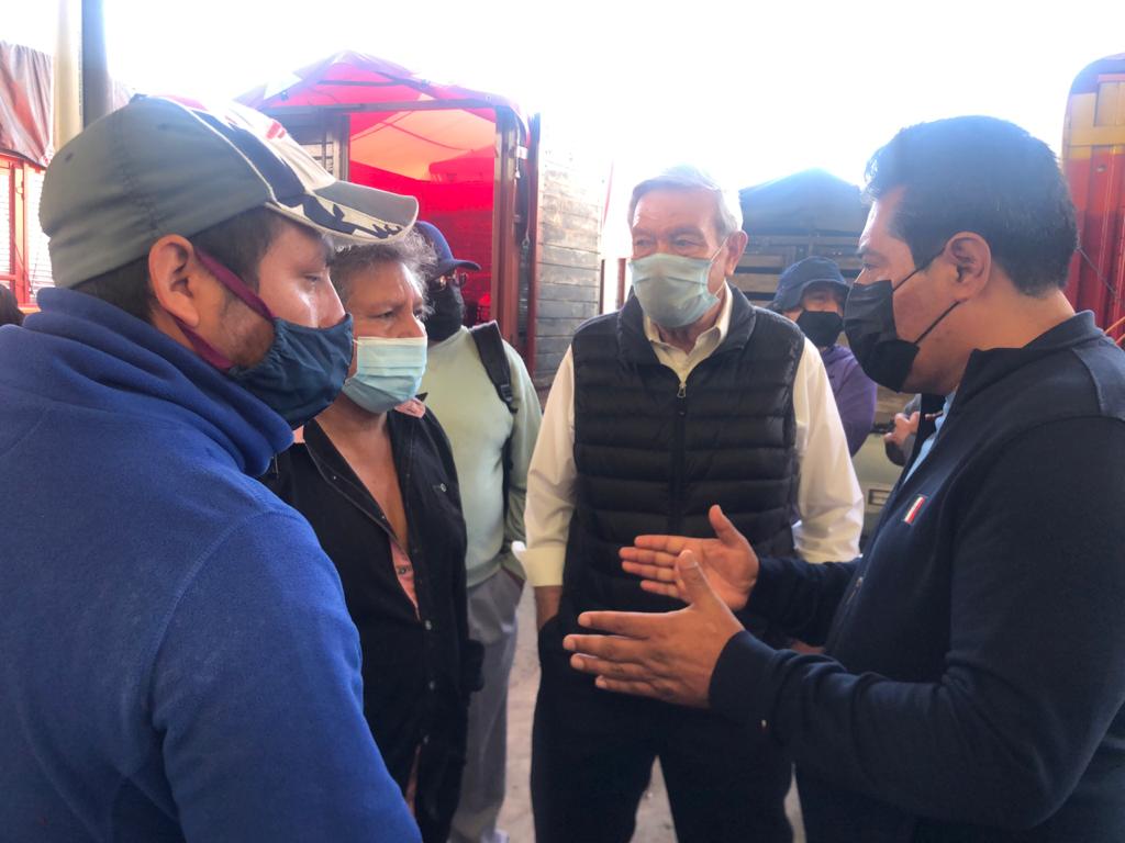 Visita Presidente Municipal de Zacatelco el mercado Ignacio Bonilla Vázquez
