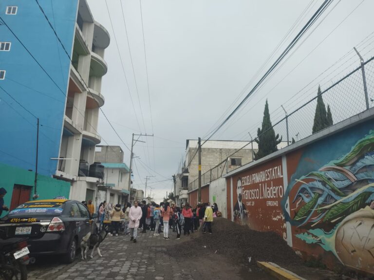 Dejan sin clases alrededor de 20 alumnos en la primaria de Santiago ‐ SPM