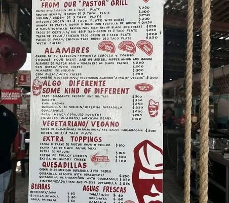 En redes sociales circulan los altos costos de las comidas en Tulum