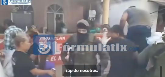 Miembros del CJNG repartieron despensas a damnificados por lluvias en Veracruz
