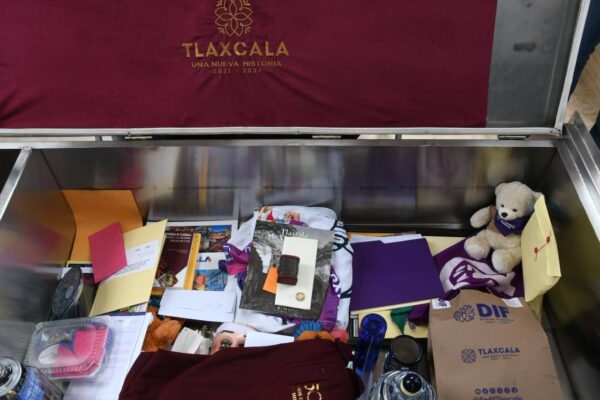 Inauguran cápsula del tiempo en el Bulevar Revolución