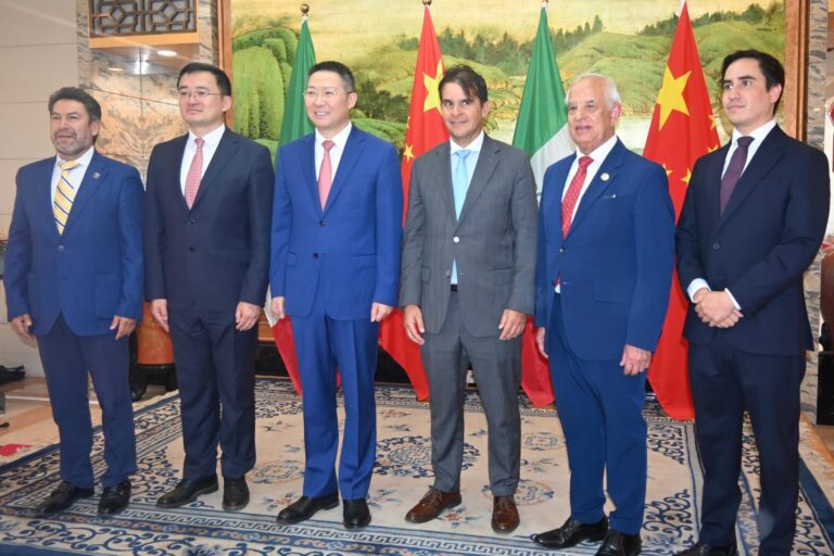 Ray Vázquez Conchas refuerza la relación bilateral en el Año Nuevo Chino en México