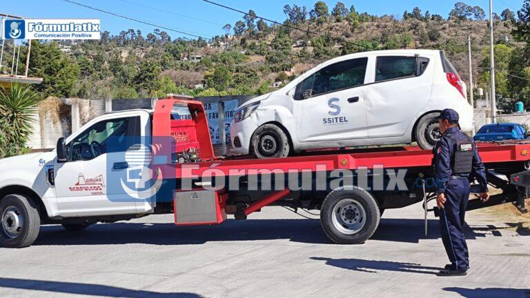 Vuelca vehículo sobre la autopista Tlaxcala-Texmelucan, en la entrada a San Antonio Tecoac